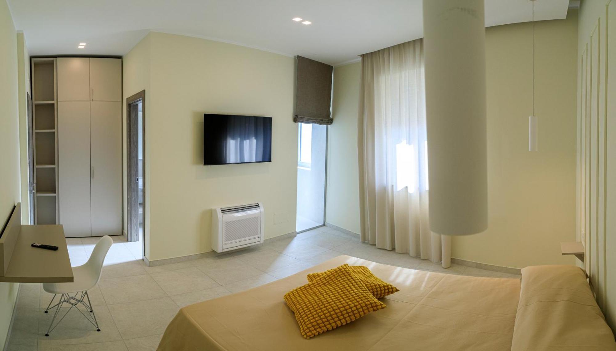 Domus Vivian Otel Montecorvino Pugliano Dış mekan fotoğraf